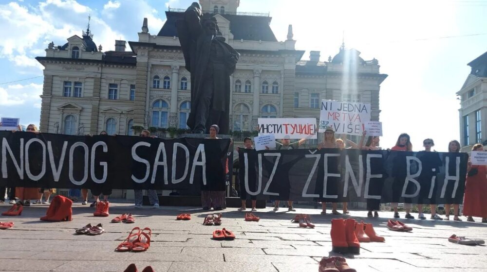 U Novom Sadu održan skup podrške ženama u Bosni i Hercegovini: Ne postoji hitniji posao od suzbijanja muškog nasilja 1