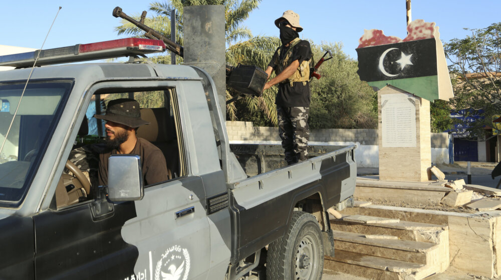 U sukobima rivalskih vojnih snaga u Libiji poginulo i ranjeno 200 ljudi 1