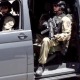 Klix: Policija u Brčkom u kući zatekla 31 dete sa hrvatskim pasošima, uhapšene tri osobe 6