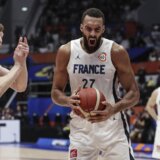 (VIDEO) Francuzi ispali sa Mundobasketa, Letonci u drugoj fazi iz Grupe H 5