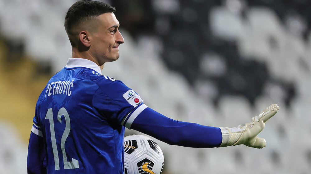 Na Banovom brdu "trljaju oči" i ne veruju: Transfer golmana Petrovića u Čelsi doneo Čukaričkom istorijsku svotu novca 1