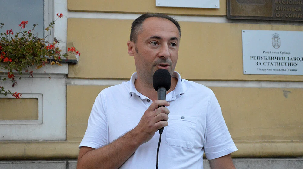 Dr Željko Bacotić poručio sa protesta „Užice protiv nasilja“: Bez otpora režimu nema promena 1