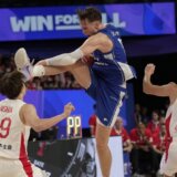 (VIDEO) Trijumf Japana nad Finskom rasplakao i igrače i navijače u Okinavi 4