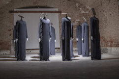 Ne propustite izložbu u Temišvaru, do 24. avgusta :„BEZ NAZIVA: skulptura posle skulpture“ 4