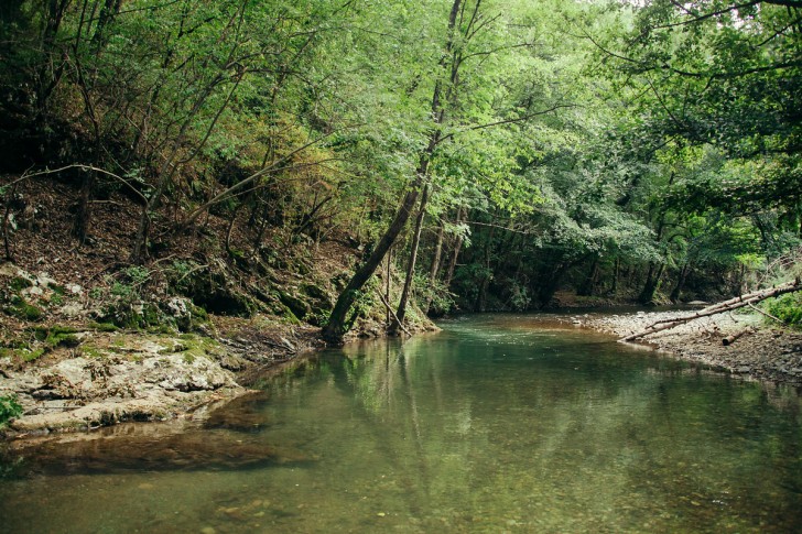 Nejasna odluka kako će se naplaćivati posete i kampovanje u zaštićenom području reke Gradac 2