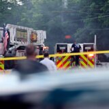 Spasilački helikopter se zapalio i pao na zgradu na Floridi, dvoje ljudi poginulo, četvoro povređeno 7