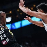 Pero Kameron bolji od klona Kobija Brajanta: Cela hala skandirala "Kobi, Kobi, Kobi" (VIDEO) 7