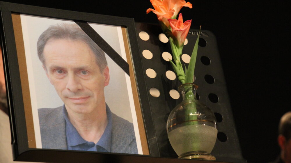 Kolosalni arhitekta reči koji je uvek bio za korak ispred: Održana komemoracija Davidu Albahariju u Jevrejskom kulturnom centru 1