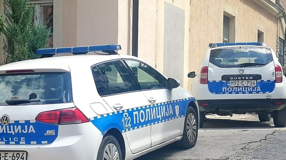 Otac maloletnika iz Osmaka kod Zvornika tvrdi da je policija pretukla njegovog sina 1