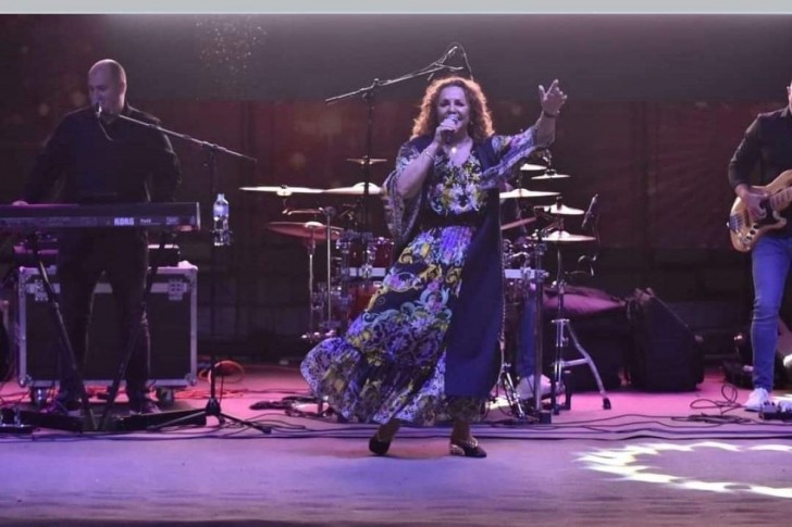 "Besplatan koncert" Zdravka Čolića za Tešnjarske večeri košta 49.000 evra, nezvanično saznaju Kolubarske.rs 2