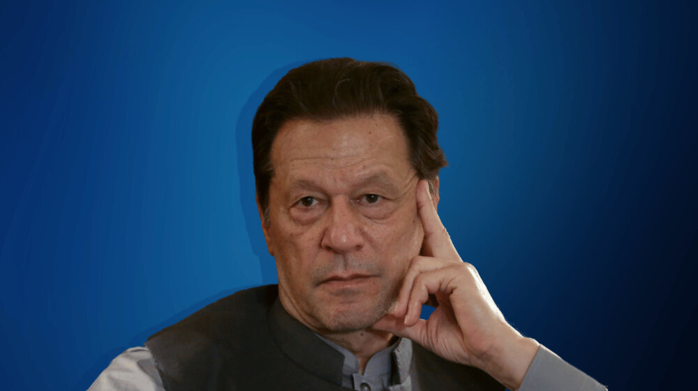 Od ikone kriketa do političara u zatvoru: Ko je Imran Kan, bivši premijer Pakistana, kome je zabranjeno obavljanje javnih funkcija narednih pet godina? 1