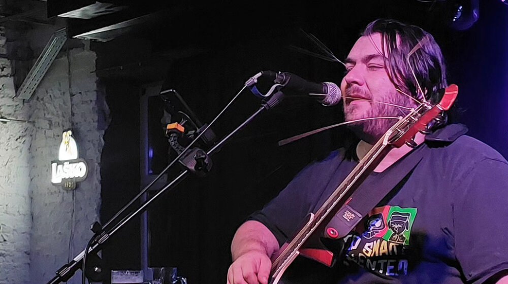 Gitarista Milan Jevtović u Gradskom kulturnom centru Užice 1