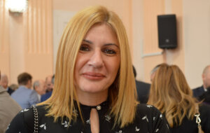 Zašto neće svi osnovci u Užicu dobiti besplatne udžbenike? 4 Zašto neće svi osnovci u Užicu dobiti besplatne udžbenike? 4