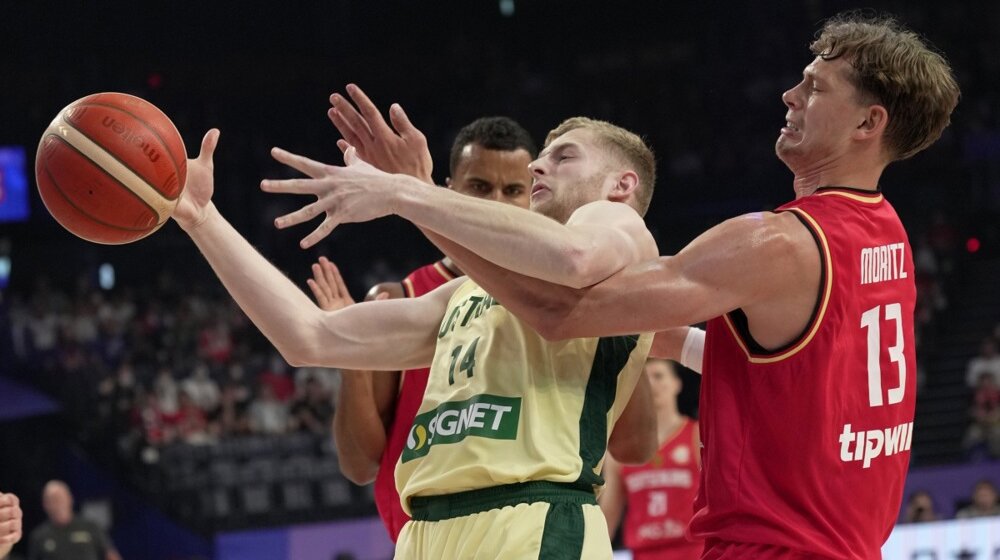 (VIDEO) Nemačka bolja od Australije u derbi utakmici grupne faze Mundobasketa 1