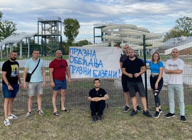 Ekološki ustanak i Narodna stranka: Umesto u Akva parku, Subotičani se rashlađuju u lavoru 1