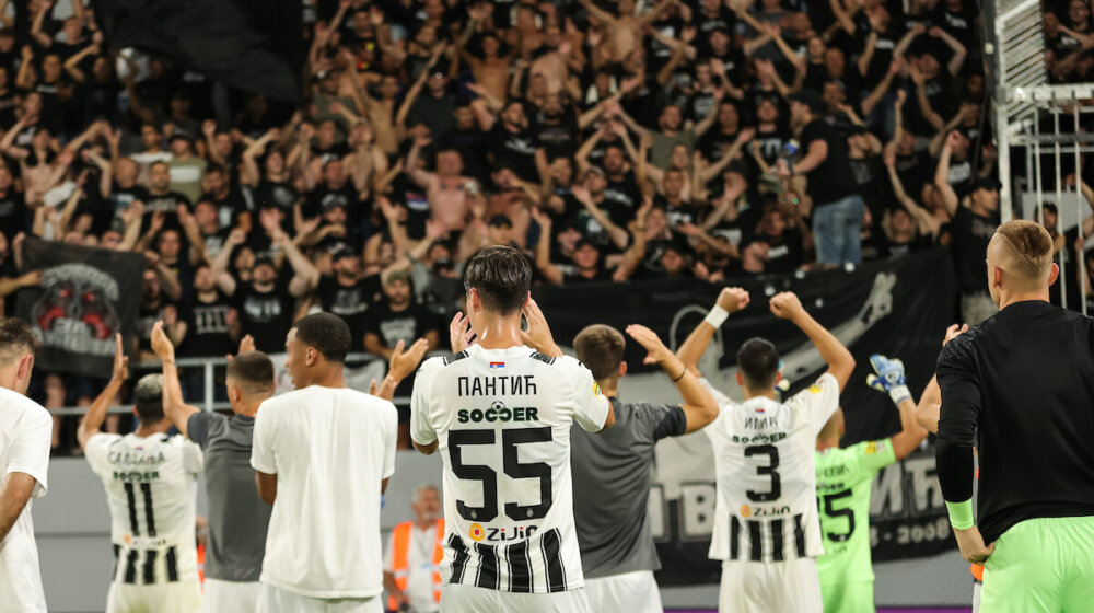 UEFA kaznila Partizan zbog vređanja Aleksandra Vučića 1