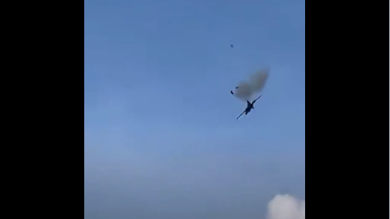 Srušio se Mig-23 na aeromitingu u Mičigenu, uzrok se ispituje (VIDEO) 1