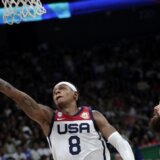 (VIDEO) Kako igra najveći favorit na Mundobasketu: Najatraktivniji detalji meča između SAD i Novog Zelanda 10