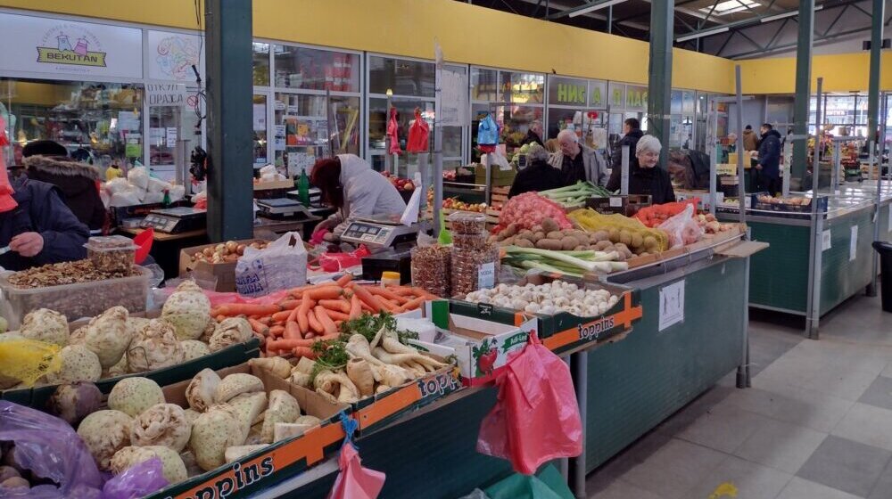 Voće i povrće na kragujevačkim pijacama bezbedno za upotrebu, mlečni proizvodi mikrobiološki neispravni 1