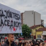 Blokadom kod Glavne pošte u Kragujevcu završen protest 'Srbija protiv nasilja' (VIDEO) 4