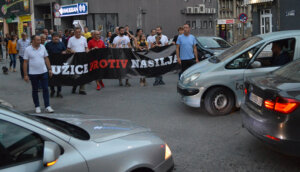 Dr Željko Bacotić poručio sa protesta „Užice protiv nasilja“: Bez otpora režimu nema promena 4