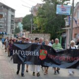 Jelena Mihajlović i Zoran Lutovac na osmom protestu Jagodina protiv nasilja 6
