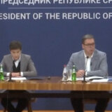 Vučić o promenama oko bolovanja: Prihvatili smo kritike javnosti, do 30 dana bolovanja bez komisije 14