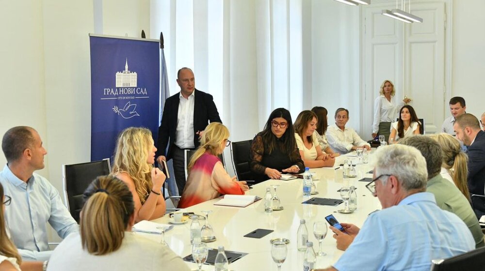 Novosadska opozicija: Zašto je sastanak o bezbednosti dece prošao u tajnosti, bez javne rasprave 1