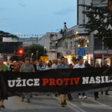 Sa protesta „Užice protiv nasilja“: Podrška inspektorima Mitiću i Milenkoviću (FOTO, VIDEO) 3