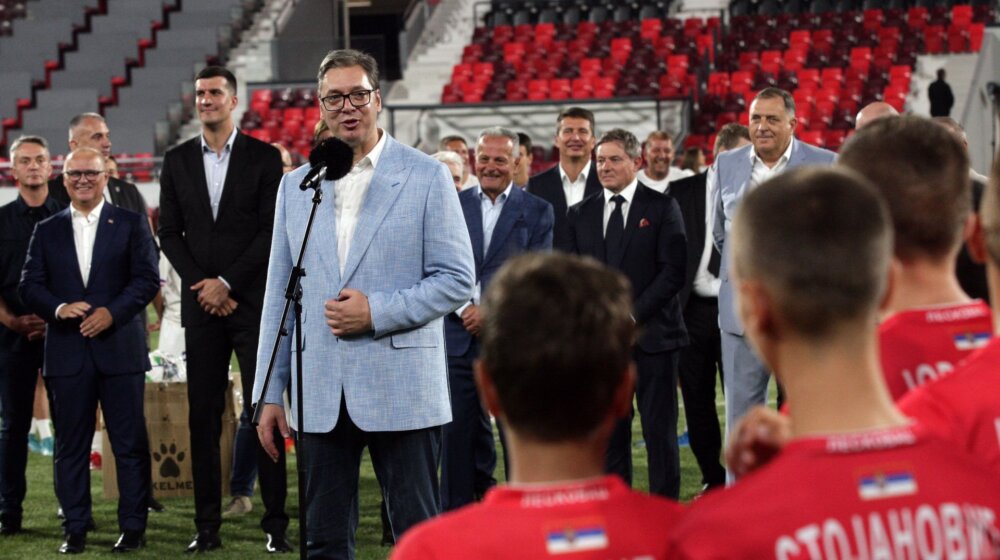 "To nije stadion u Leskovcu, to on sebi podiže spomenik": Stručnjaci o Vučićevoj najavi da će stadionima upravljati stranci "jer mi ne umemo" 1