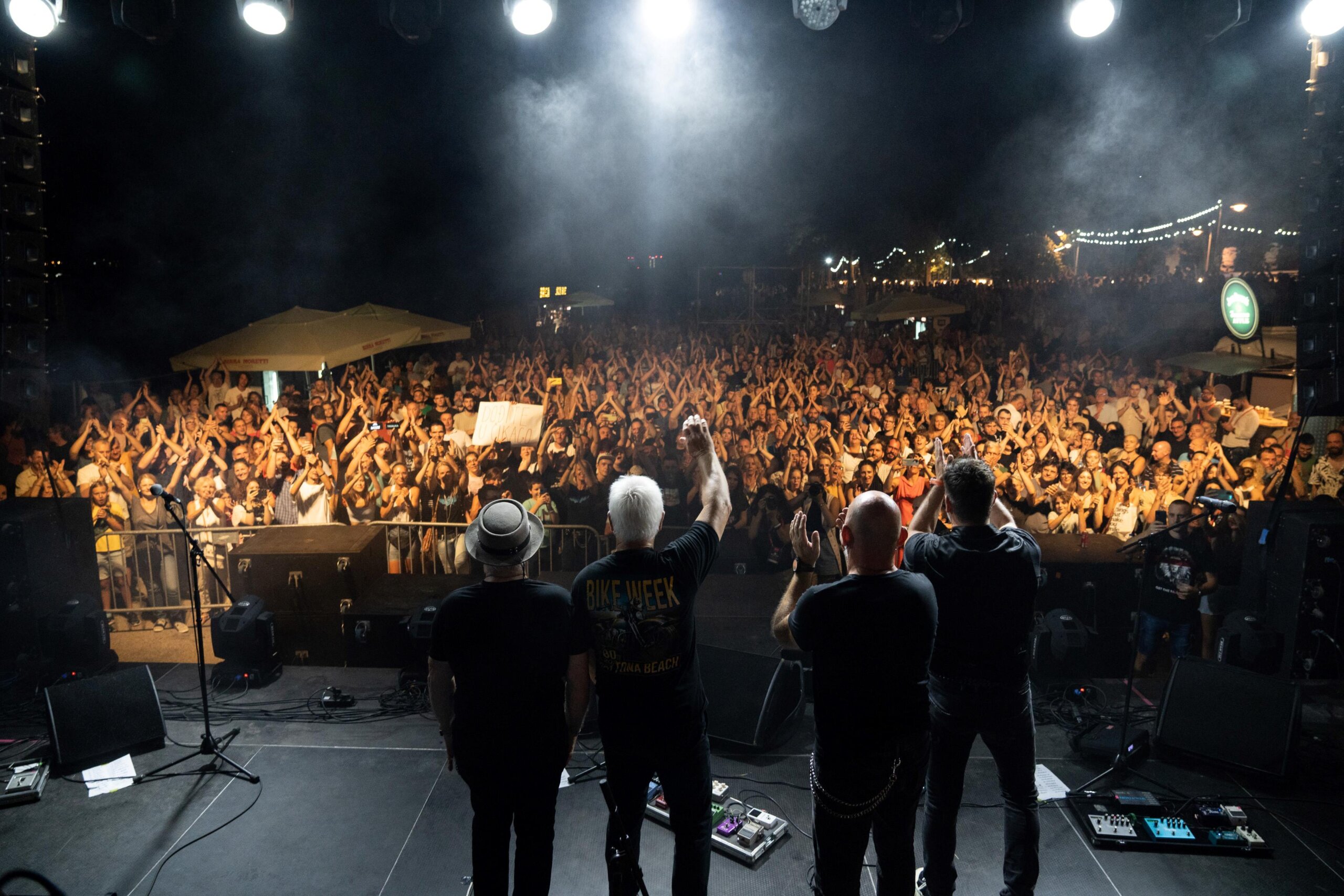 Završen Zemun fest : Na sceni sa YU grupom Đule Van Gogh i Cane Partibrejkers 5