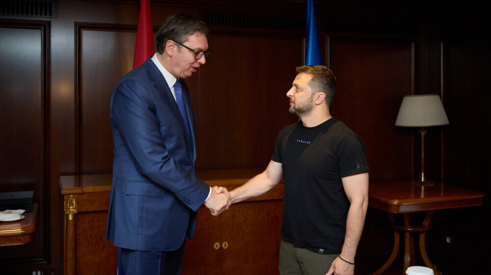 Kako je Vučić prisiljen na savezništvo sa Zelenskim 1