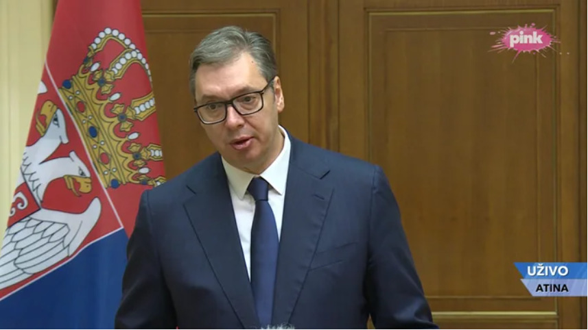 Vučić čestitao Dan srpskog jedinstva, slobode i nacionalne zastave 1