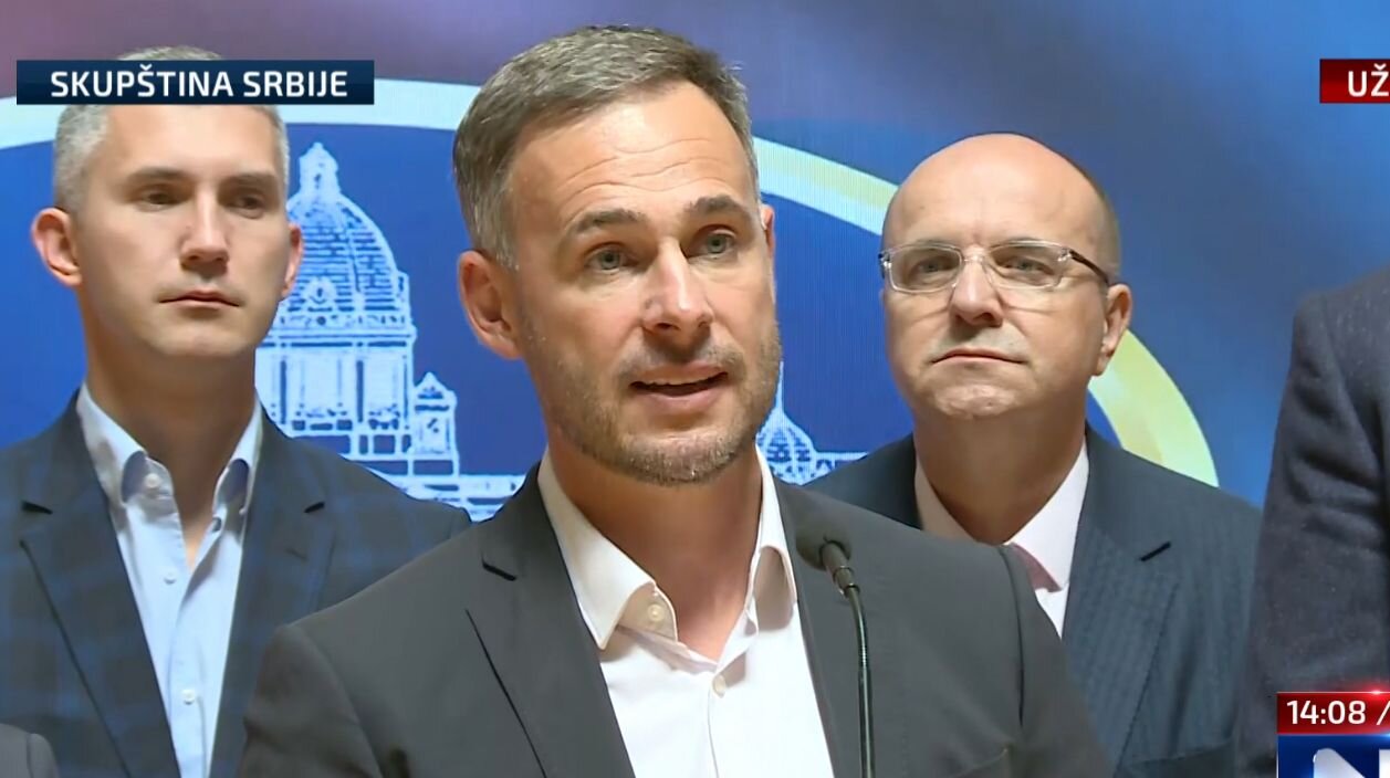 Miroslav Aleksić sa Milošem Parandilovićem formirao novi poslanički klub 2