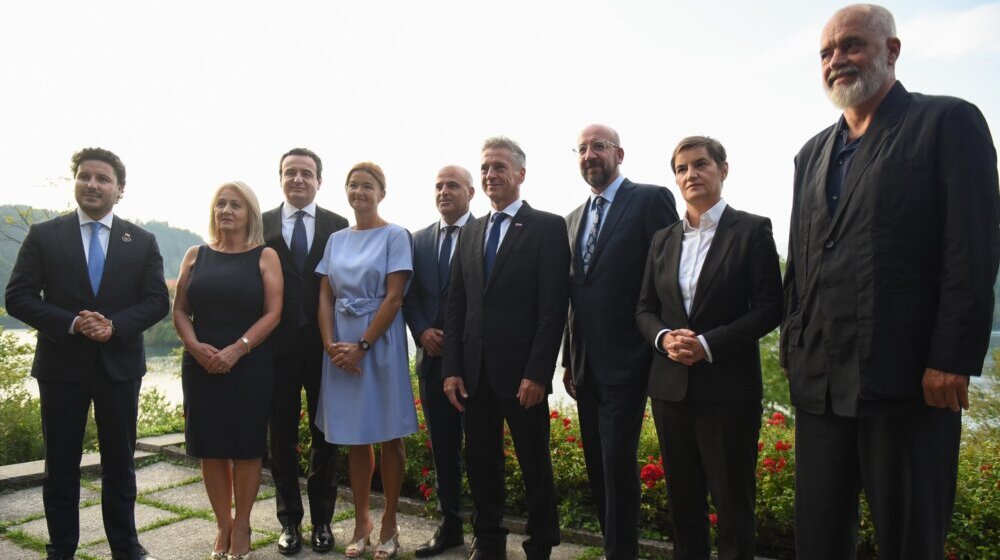 STRATESKI FORUM BLED