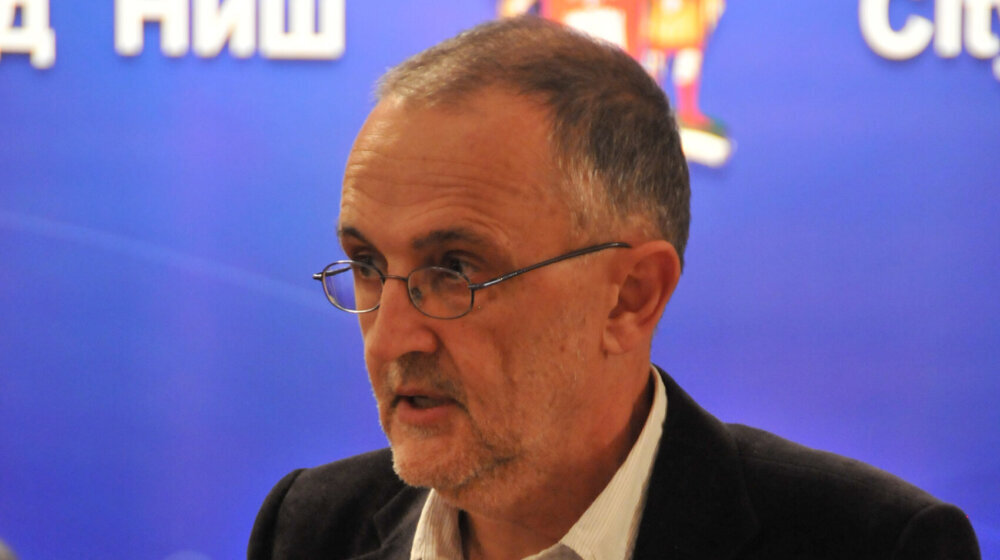 Niški kulturni centar: Nagrada "Ramonda serbika" piscu Zoranu Živkoviću 1