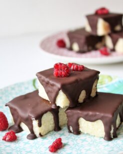 kokos kocke2 Recept nedelje: Kokos kocke 3