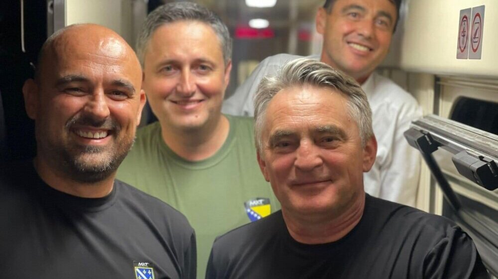 Komšić i Bećirović stigli u Kijev, noćnim vozom se prebacili do Ukrajine 1