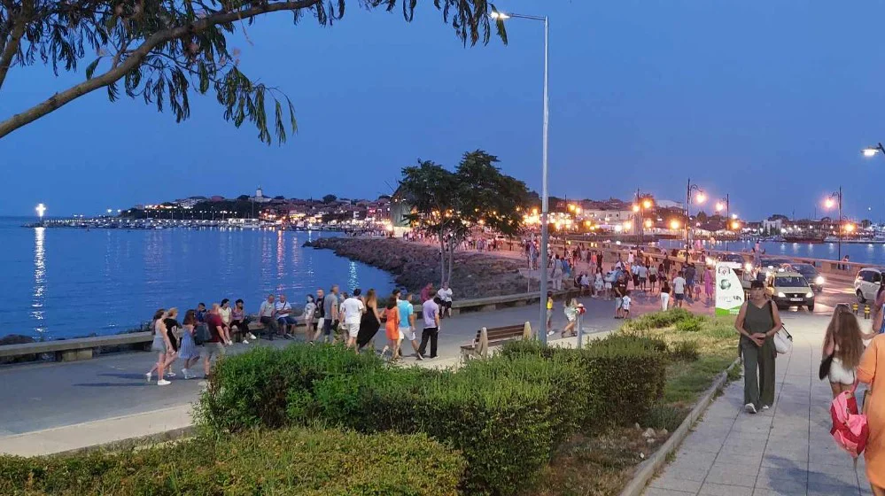 Nesebar - biser na Crnom moru: Kako je jul mesec komšije Bugare "vratio u realnost" kad je turizam u pitanju 1
