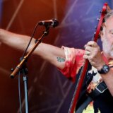 Basista čuvenih bendova Joy Division i New Order iskreno o zavisnosti, besu i gubitku 1