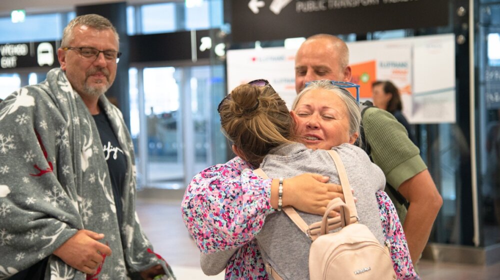 Grčka ponudila nedelju dana besplatnog odmora turistima koji su evakuisani sa Rodosa 1