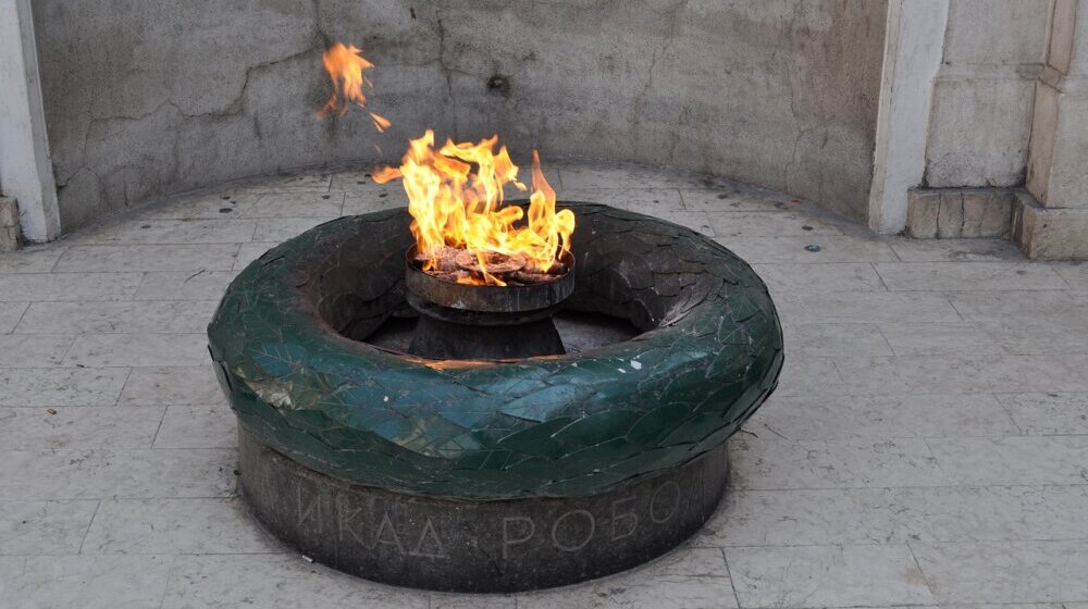 Građani Sarajeva obeleželi Dan pobede nad fašizom, Dan Zlatnih ljiljana i Dan Evrope 1