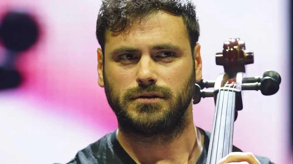 Buntovnik sa violončelom Stjepan Hauser nastupa u epicentru dobre zabave 1