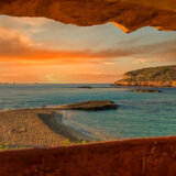 Na listi plaža na kojima se uživa u najlepšim izlascima i zalascima sunca, nalazi se i jedna iz komšiluka 9