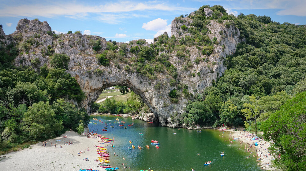 Evropski Veliki kanjon: Prelepe plaže okružene liticama i stazama za planinarenje 1