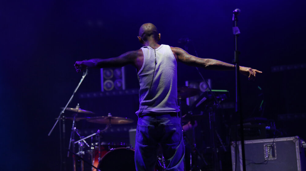 Hedlajner poslednje večeri Nišvila prekinuo nastup posle samo nekoliko pesama 1