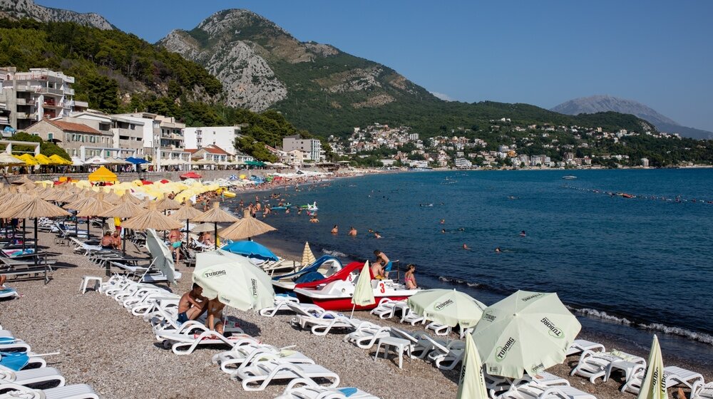 "Srbi su naša braća, zaslužuju to": Popularno letovalište u kom se i dalje primaju dinari 1