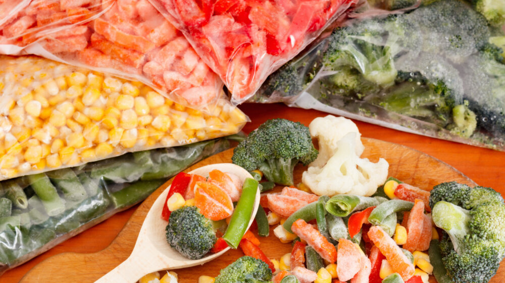 Stručnjakinja razjasnila večitu dilemu: Da li je zamrznuto povrće lošijeg kvaliteta od svežeg? 1