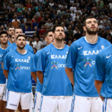 Agravanis odgovorio Itudisu: Pričaj o tome kako psuješ na srpskom 3