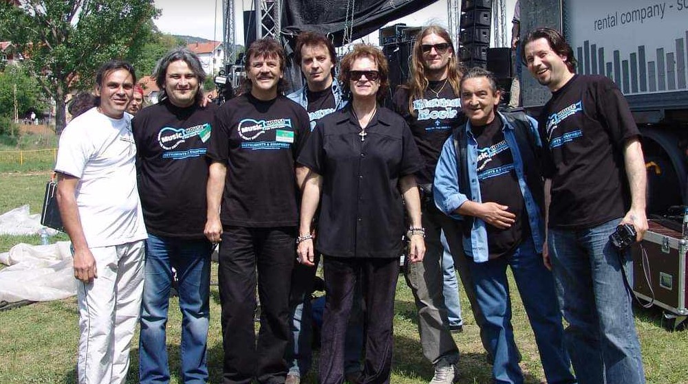 “Rokenrol je za mene odavno mrtav, samo nas nisu obavestili”: Dvostruki pobednik Gitarijade, Zoran Stojković Stoka za Danas o muzici i čuvenom hitu "Eva" 4 “Rokenrol je za mene odavno mrtav, samo nas nisu obavestili”: Dvostruki pobednik Gitarijade, Zoran Stojković Stoka za Danas o muzici i čuvenom hitu "Eva" 4